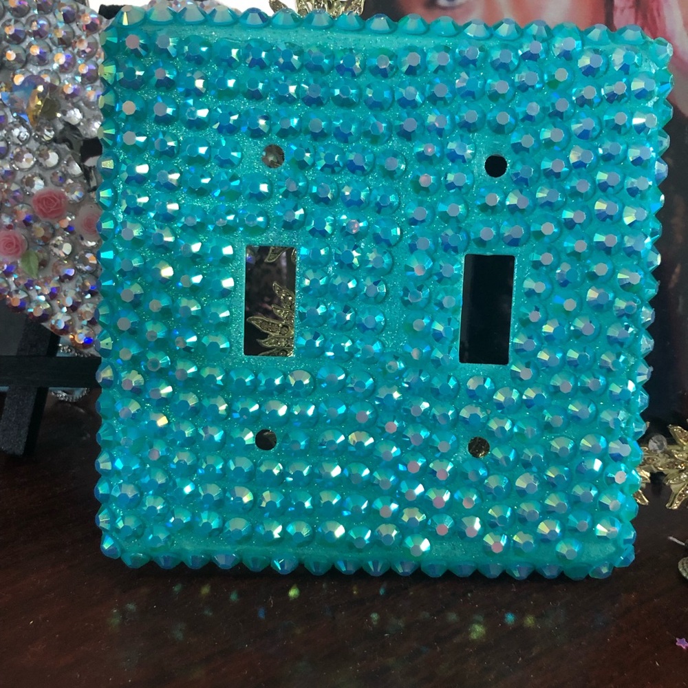 Turquoise Rhinestone Light Switch Cover - Picture 3 of 3